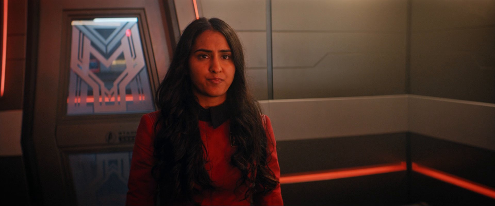 extant_StarTrekDiscovery_0007_AskNot_0242.jpg