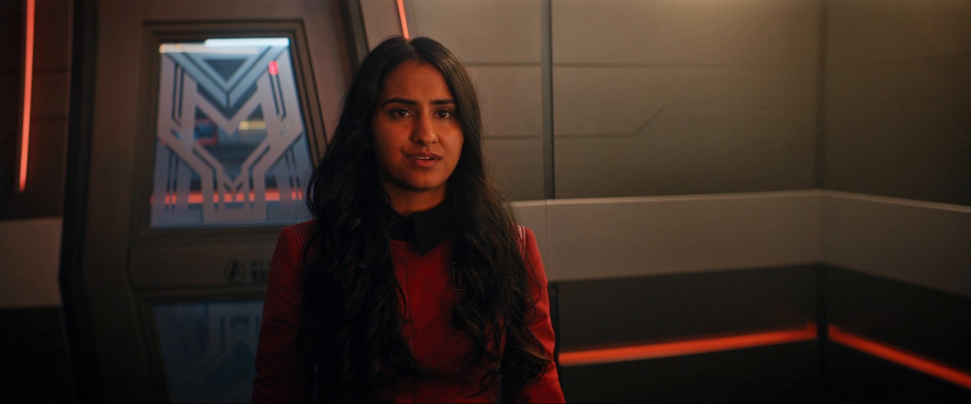 extant_StarTrekDiscovery_0007_AskNot_0243.jpg