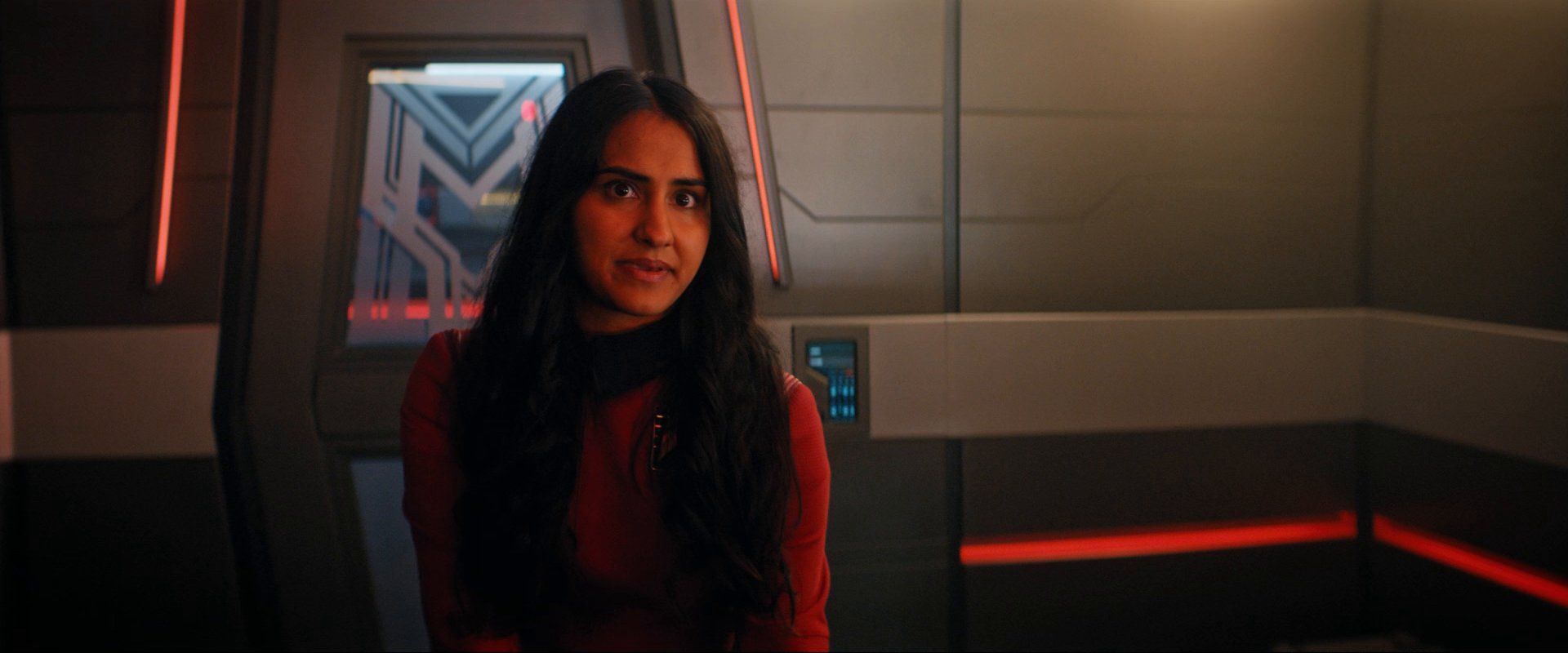 extant_StarTrekDiscovery_0007_AskNot_0265.jpg