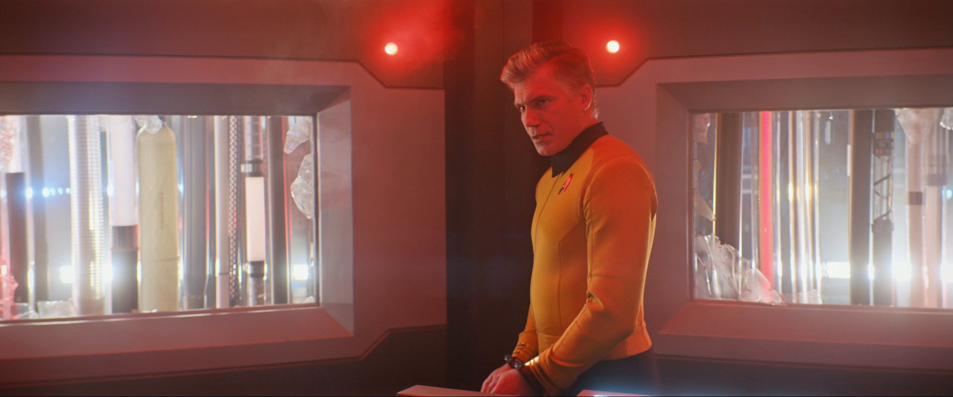 extant_StarTrekDiscovery_0007_AskNot_0293.jpg