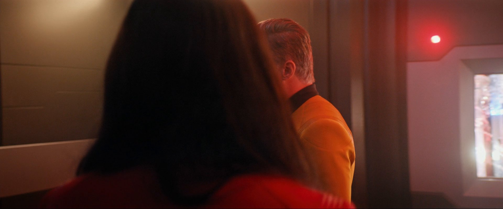 extant_StarTrekDiscovery_0007_AskNot_0301.jpg