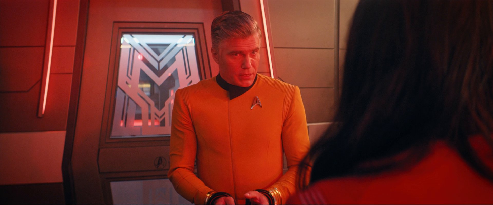 extant_StarTrekDiscovery_0007_AskNot_0348.jpg
