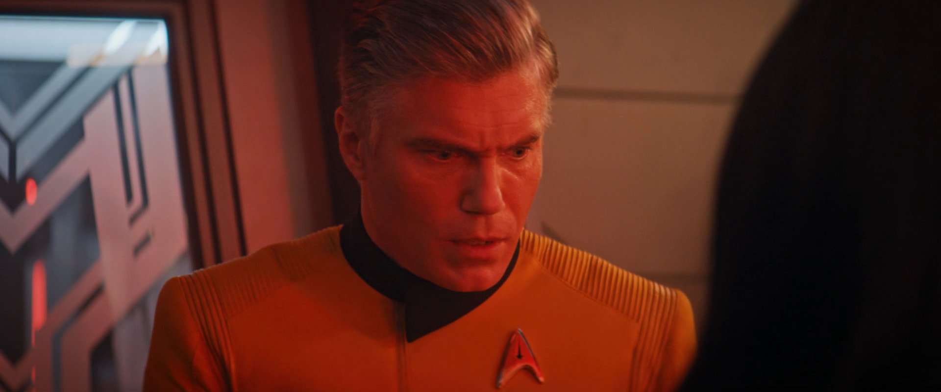 extant_StarTrekDiscovery_0007_AskNot_0458.jpg