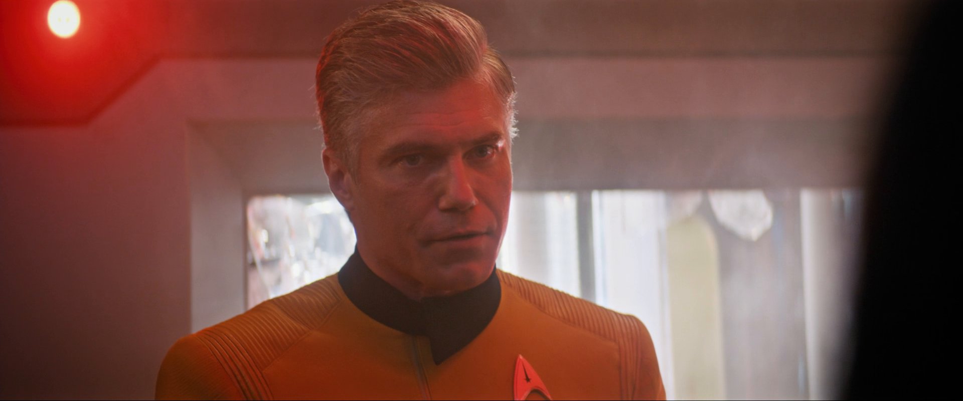 extant_StarTrekDiscovery_0007_AskNot_0517.jpg