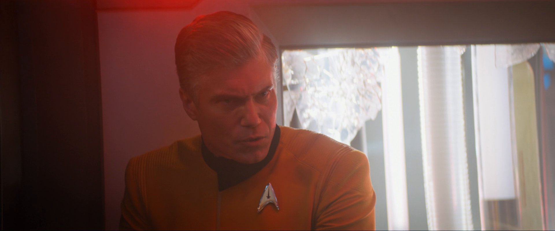 extant_StarTrekDiscovery_0007_AskNot_0615.jpg