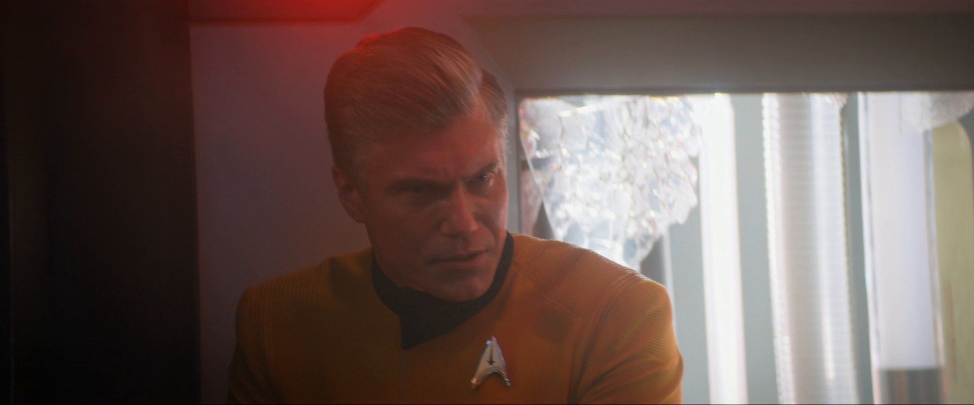 extant_StarTrekDiscovery_0007_AskNot_0616.jpg