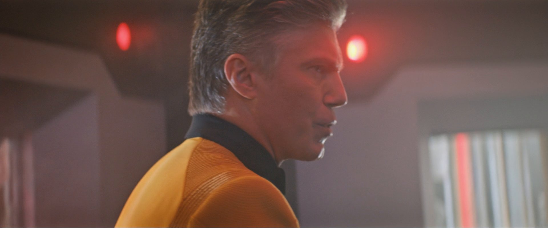 extant_StarTrekDiscovery_0007_AskNot_0628.jpg