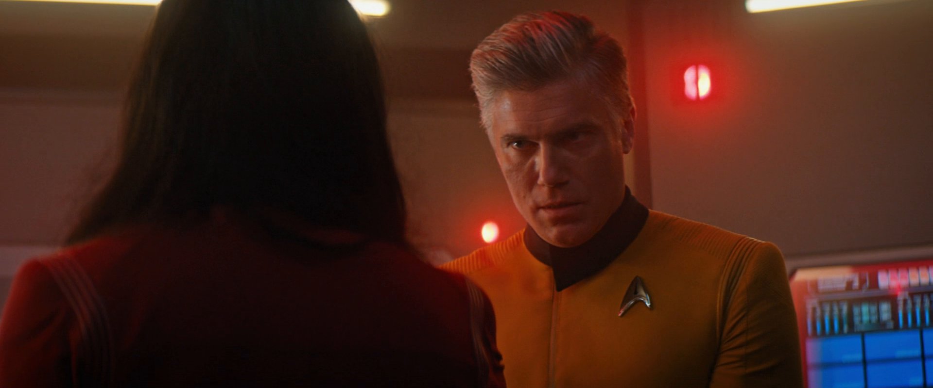 extant_StarTrekDiscovery_0007_AskNot_0685.jpg