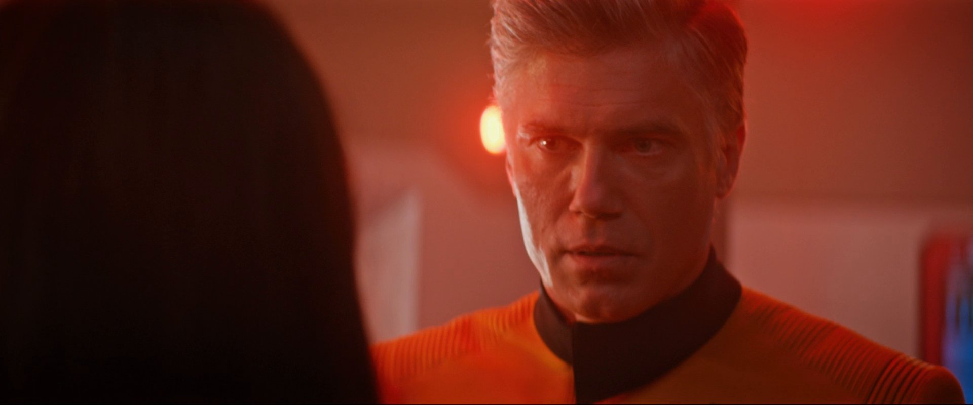 extant_StarTrekDiscovery_0007_AskNot_0690.jpg