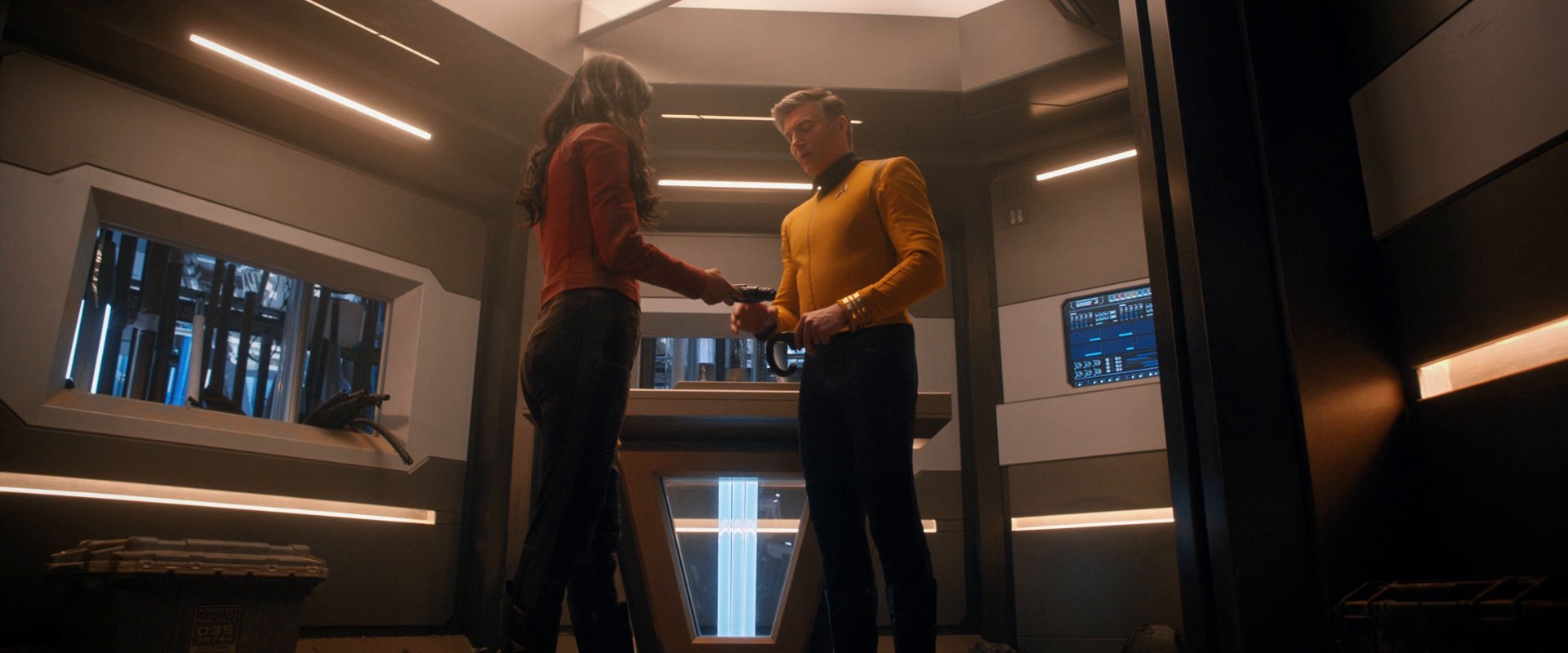 extant_StarTrekDiscovery_0007_AskNot_0818.jpg