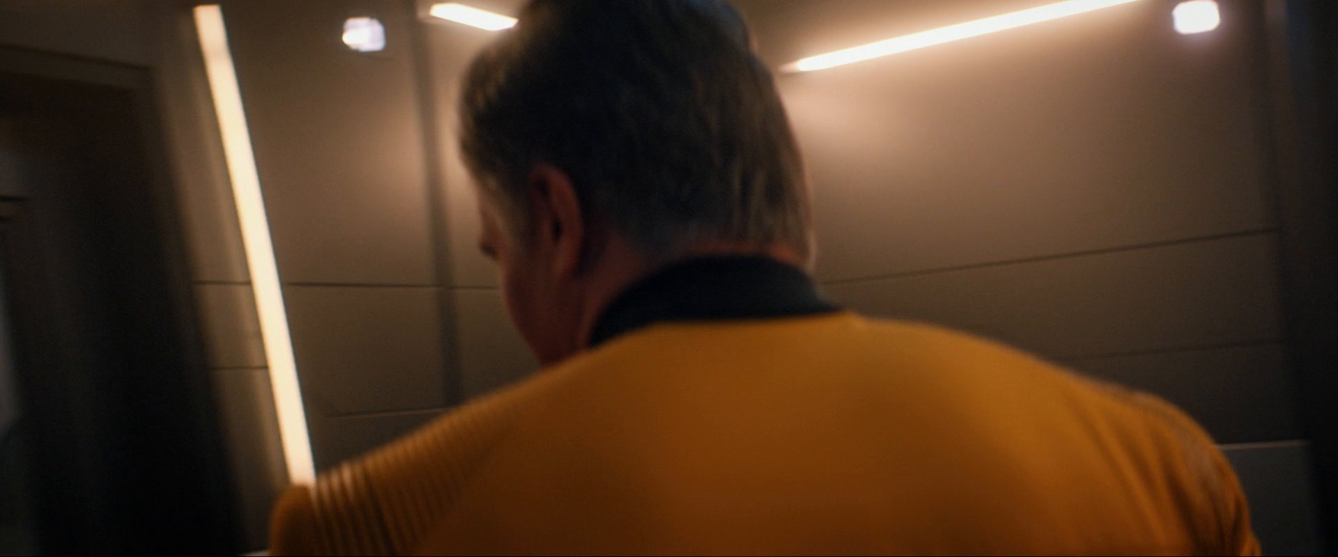 extant_StarTrekDiscovery_0007_AskNot_0901.jpg