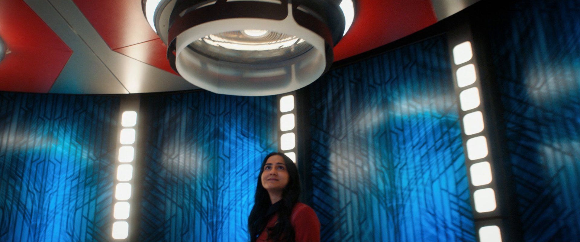 extant_StarTrekDiscovery_0007_AskNot_0933.jpg