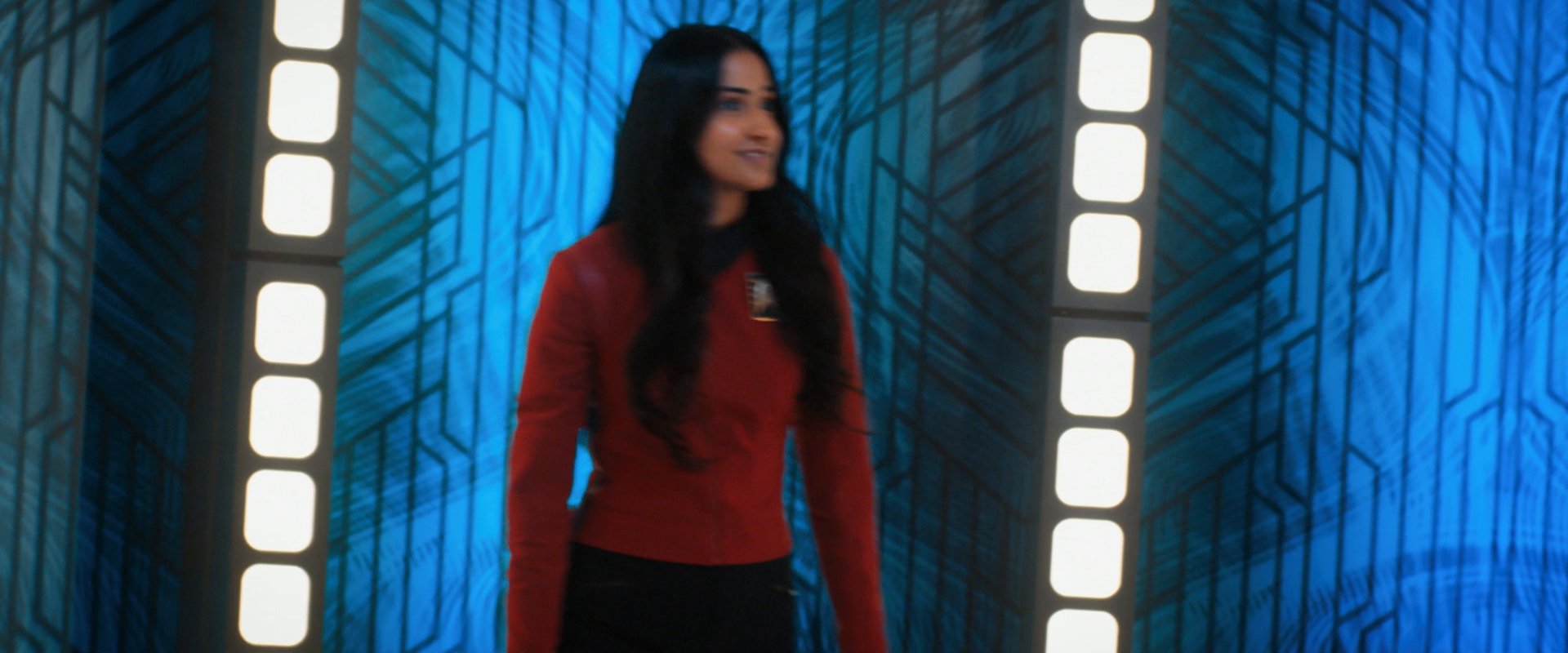 extant_StarTrekDiscovery_0007_AskNot_0939.jpg