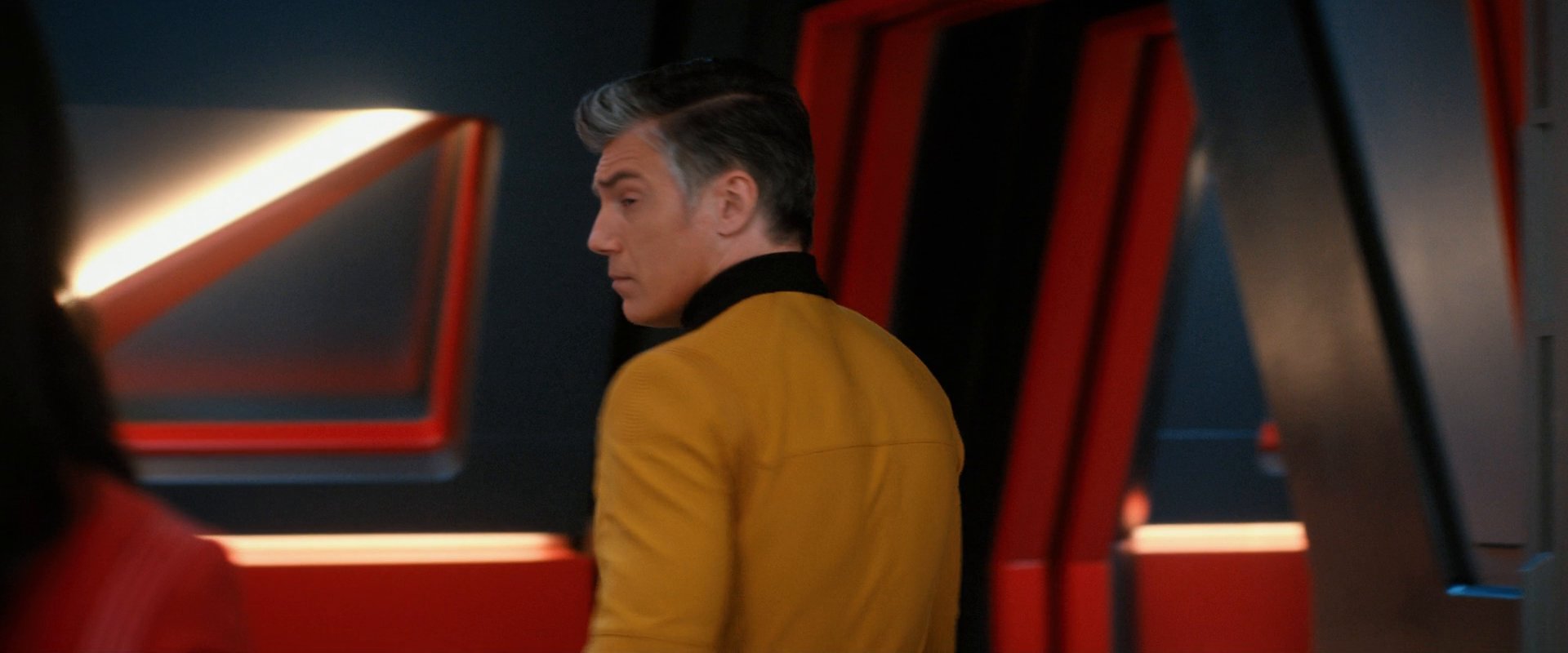 extant_StarTrekDiscovery_0007_AskNot_1075.jpg