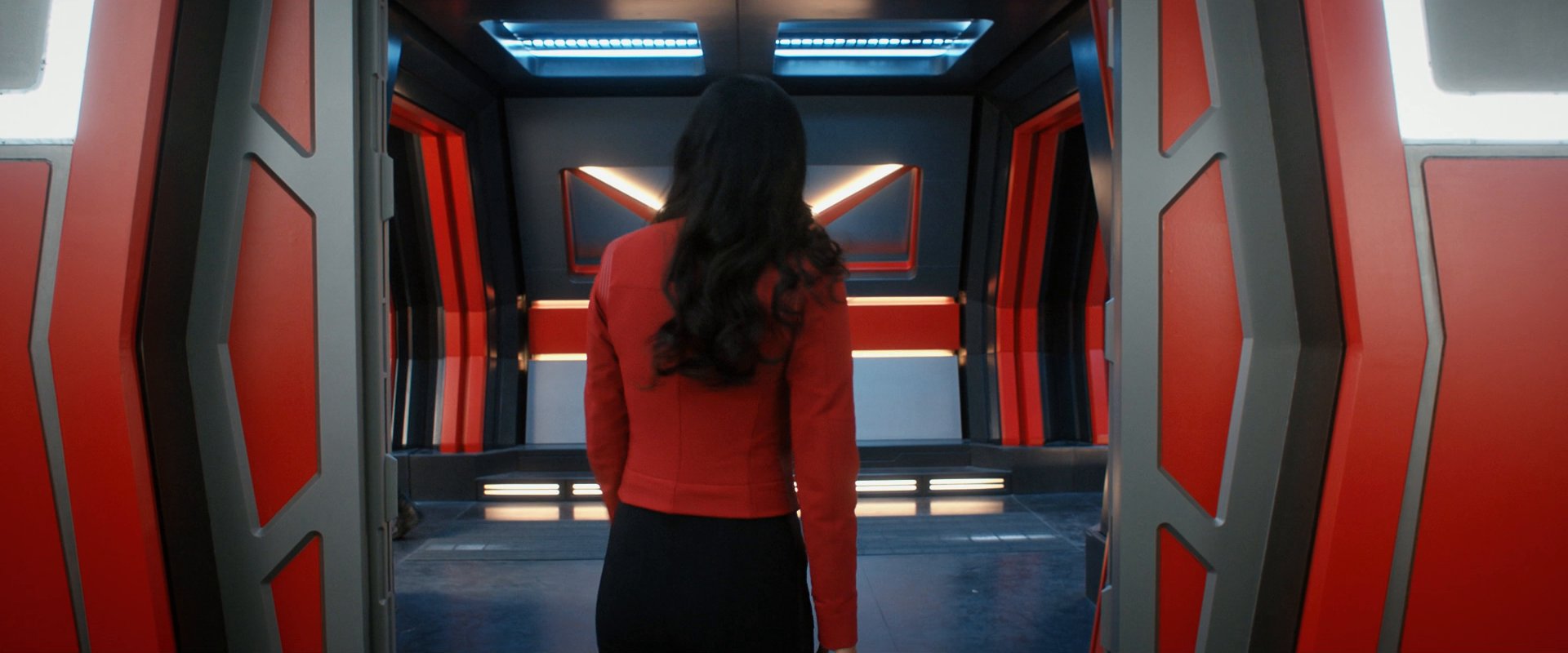 extant_StarTrekDiscovery_0007_AskNot_1104.jpg